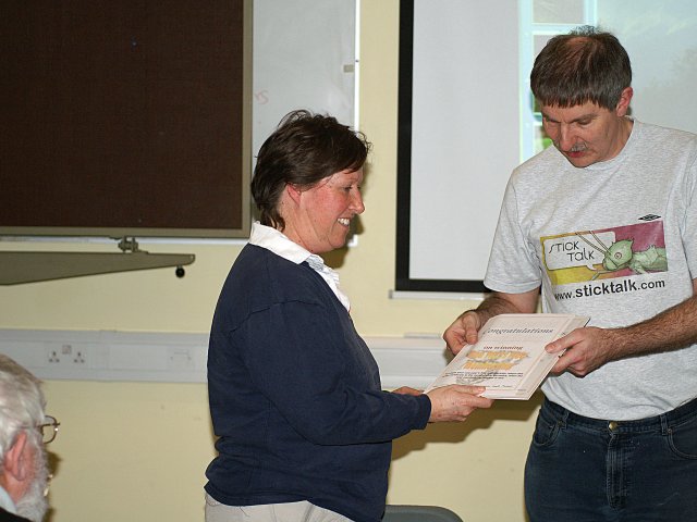 2010_Winter_AGM_Derek_giving_livestock_prize_to_TraceyD